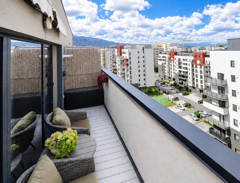 Brasov  Duplex modern cu 3 camere terasa parcare si boxa Coresi
